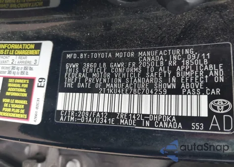2011 Toyota Matrix z USA, uszkodzony, nr VIN 2T1KU4EE7BC704259
